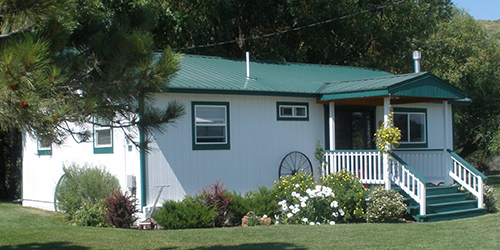 East Fork Creekside Cottage